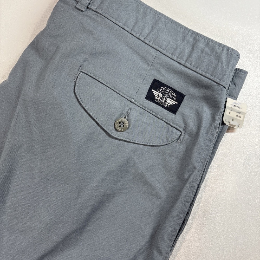 Vintage NWT 90s Dockers Size 38x34Pleat-Front Khaki Chino Pants Gray Dead Stock
